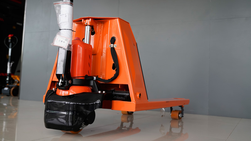 6個(gè)常見的叉車維修錯(cuò)誤以及如何避免它們